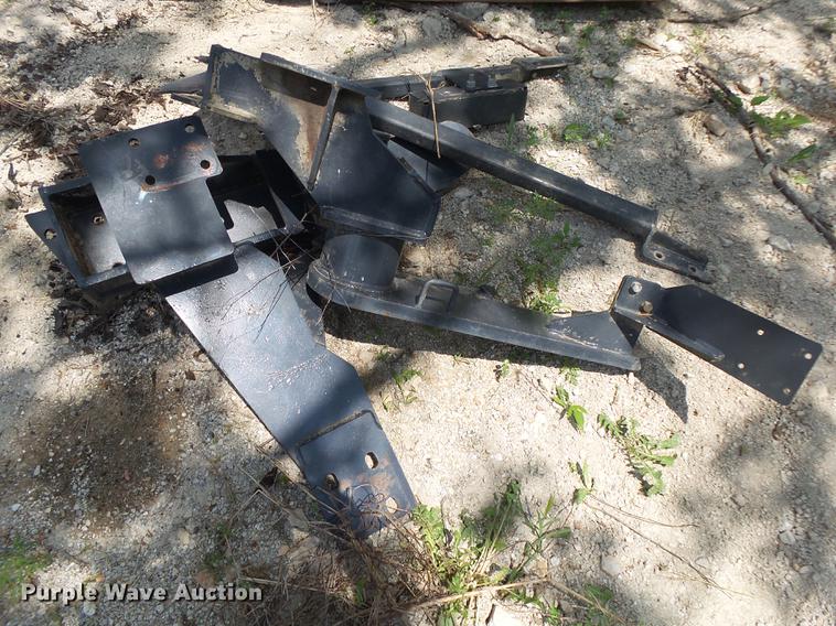 image for item DE3670 Mahindra ML264 loader