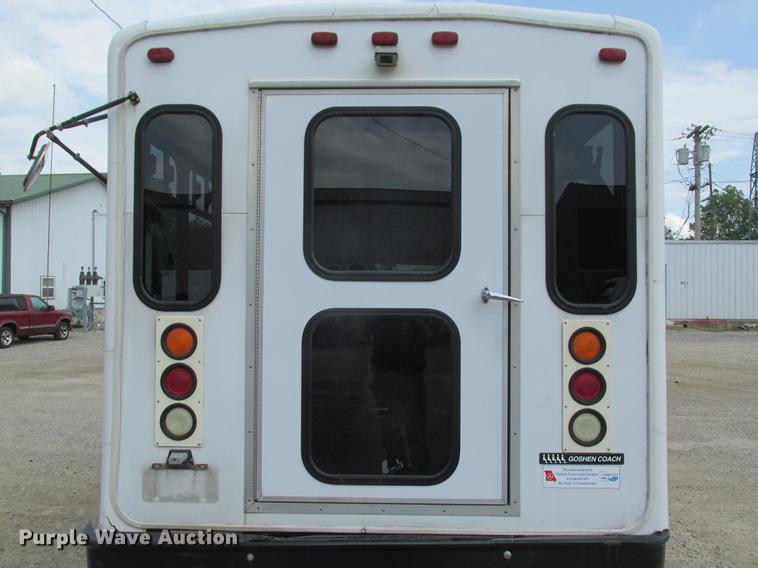 image for item DE3688 2004 Ford E350 Super Duty shuttle bus