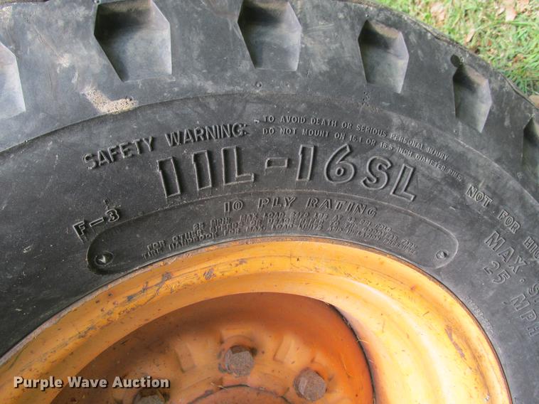 image for item DE3692 Case 480C backhoe