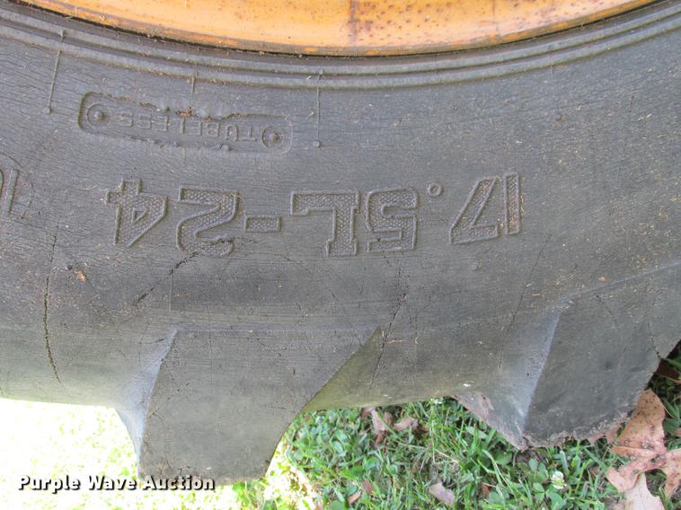 image for item DE3692 Case 480C backhoe