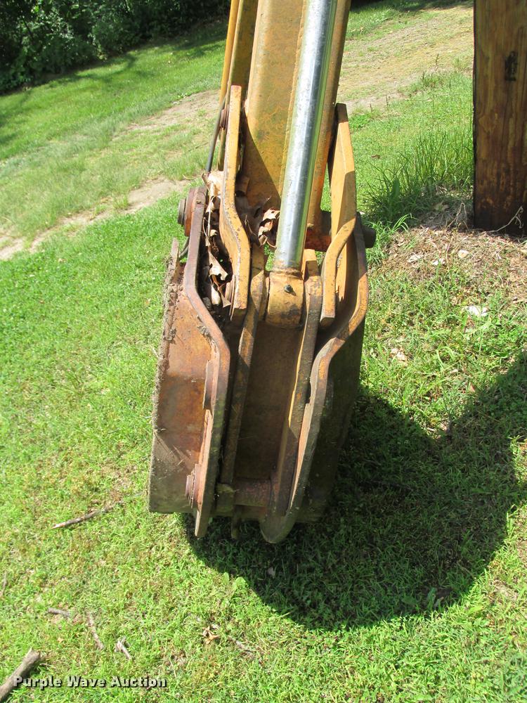 image for item DE3692 Case 480C backhoe