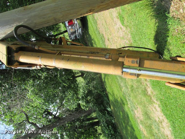 image for item DE3692 Case 480C backhoe