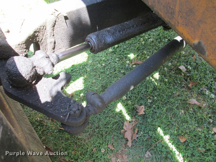 image for item DE3692 Case 480C backhoe