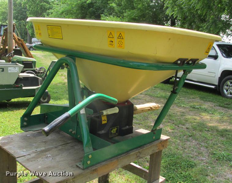 image for item DE3693 Vicon PS-03 spreader