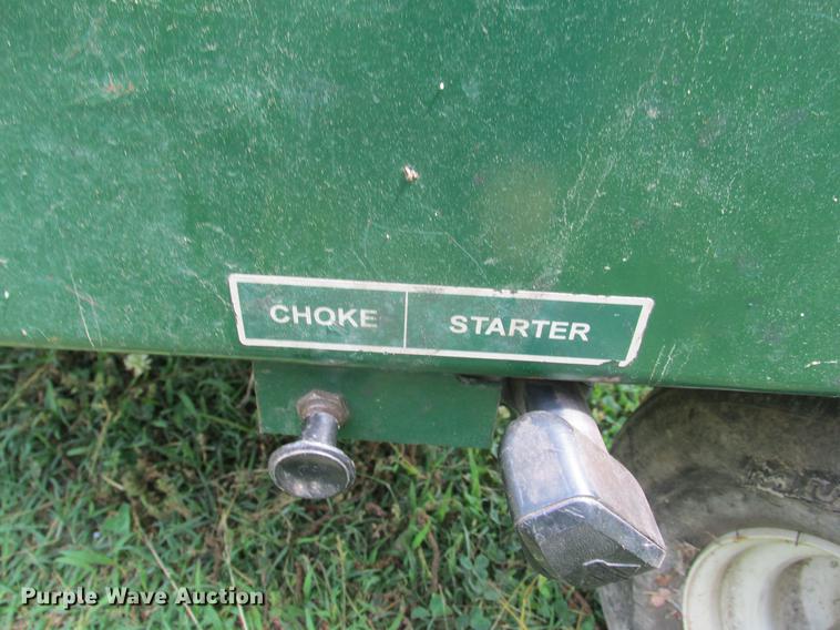 image for item DE3694 Mete-R-Matic 85417 top dresser