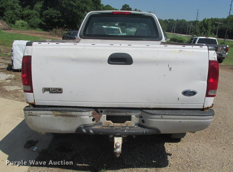 image for item DE3703 1999 Ford F150 pickup truck