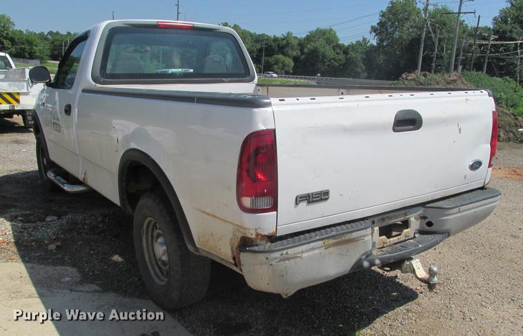 image for item DE3703 1999 Ford F150 pickup truck