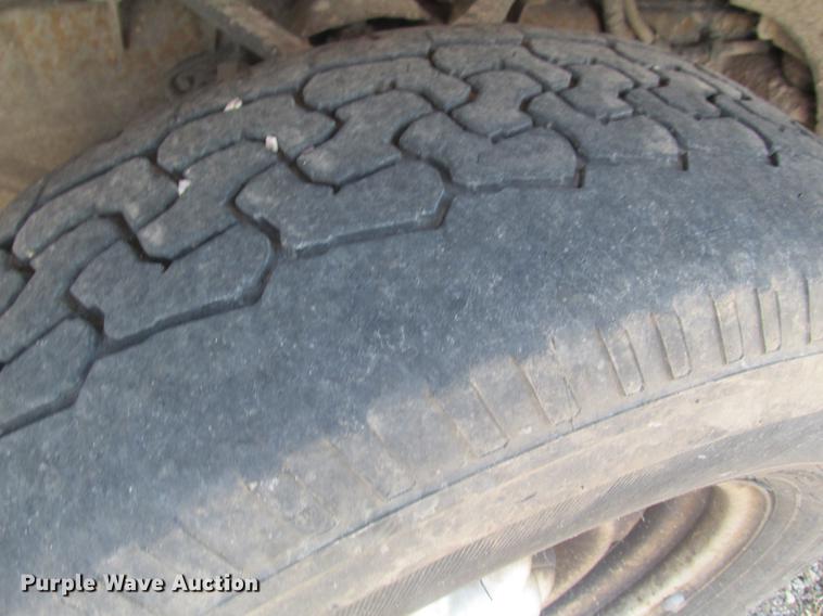 image for item DE3703 1999 Ford F150 pickup truck