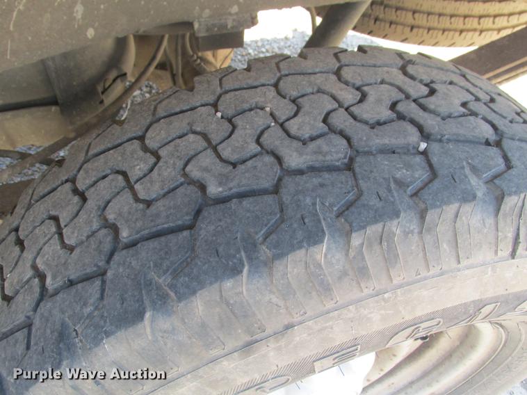 image for item DE3703 1999 Ford F150 pickup truck