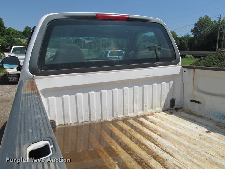 image for item DE3703 1999 Ford F150 pickup truck
