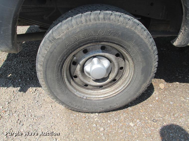 image for item DE3703 1999 Ford F150 pickup truck