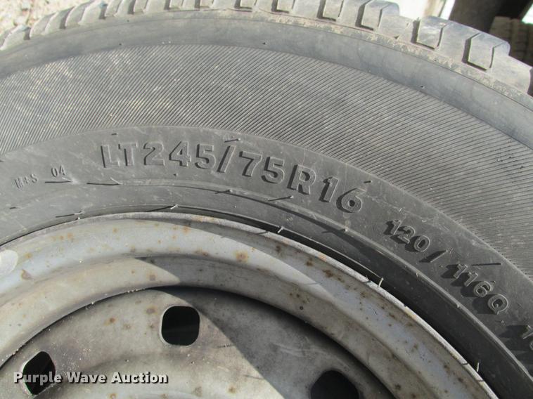 image for item DE3703 1999 Ford F150 pickup truck