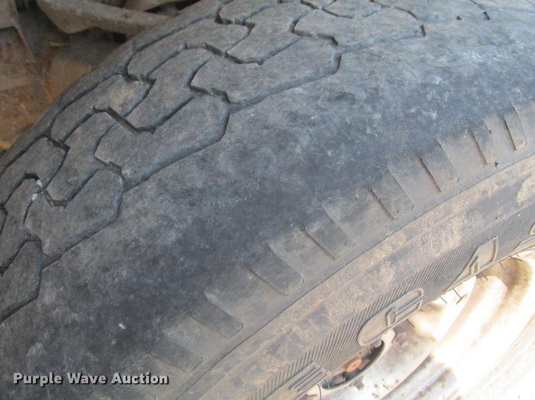 image for item DE3703 1999 Ford F150 pickup truck