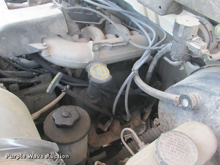 image for item DE3703 1999 Ford F150 pickup truck