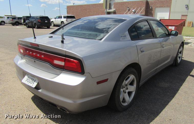image for item DE6824 2013 Dodge Charger Police