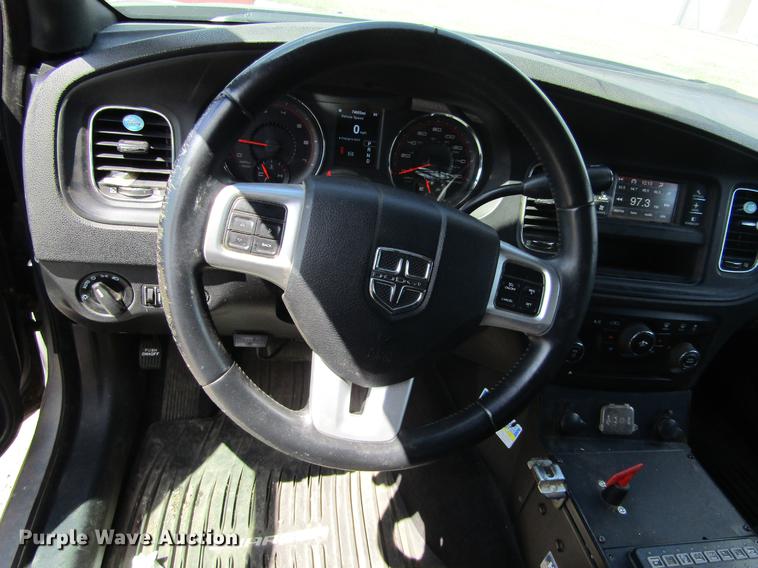 image for item DE6824 2013 Dodge Charger Police