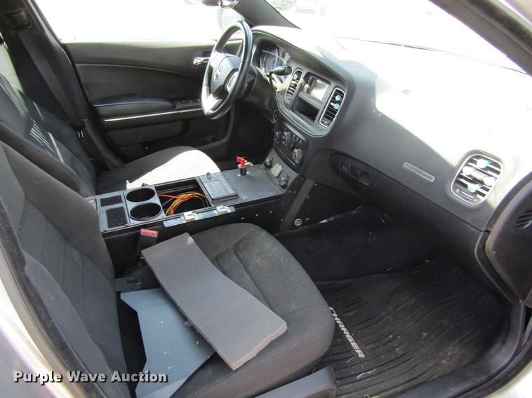 image for item DE6824 2013 Dodge Charger Police