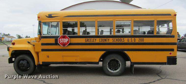 image for item DE6829 1994 Ford B700 Blue Bird school bus