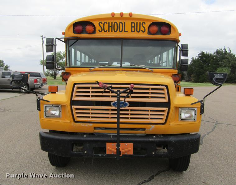 image for item DE6829 1994 Ford B700 Blue Bird school bus