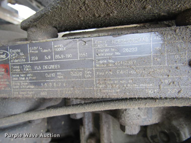 image for item DE6829 1994 Ford B700 Blue Bird school bus