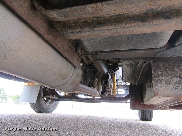 image for item DE6829 1994 Ford B700 Blue Bird school bus