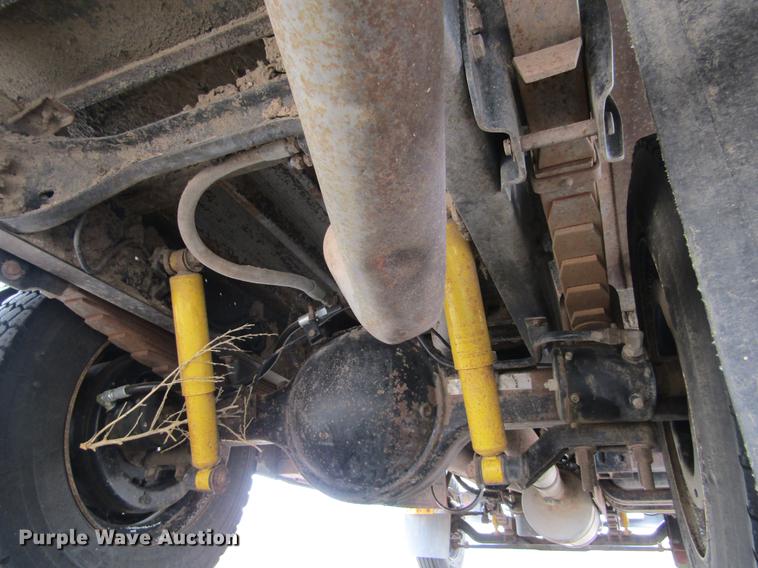 image for item DE6829 1994 Ford B700 Blue Bird school bus