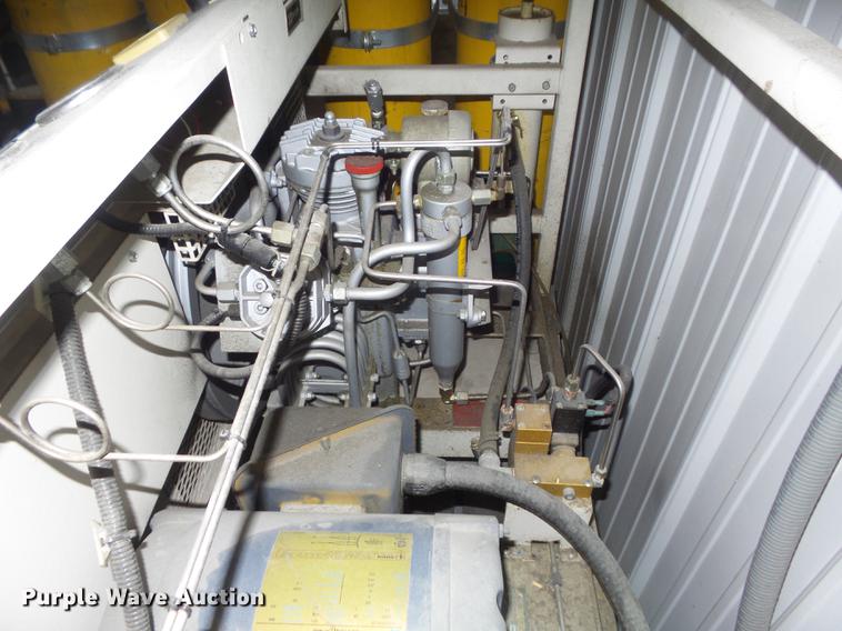 image for item DM9967 Bauer compressor/fill station