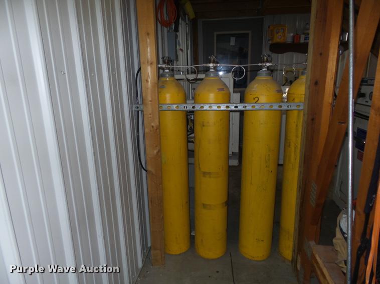 image for item DM9967 Bauer compressor/fill station