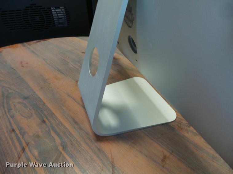 image for item DV9282 Apple computer