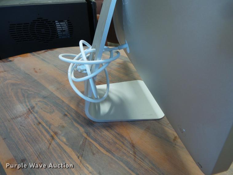 image for item DV9283 Apple computer