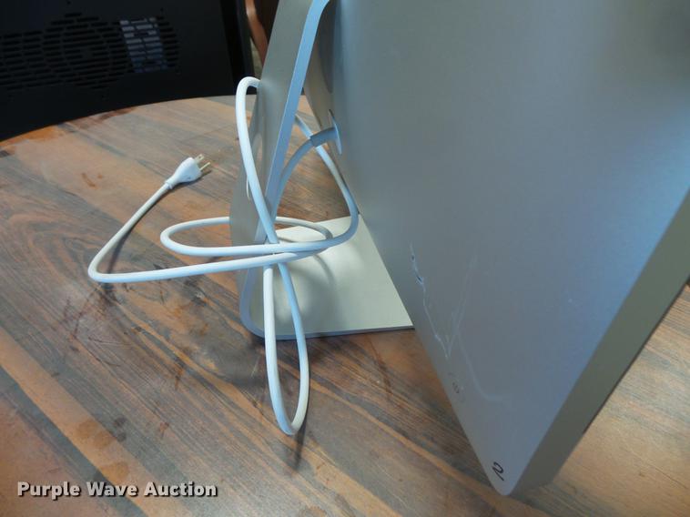 image for item DV9284 Apple computer