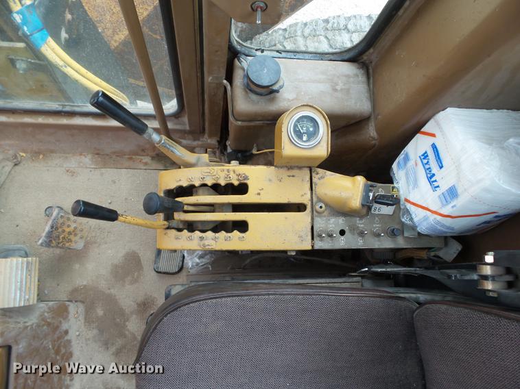 image for item DZ9246 1995 Caterpillar 140G motor grader