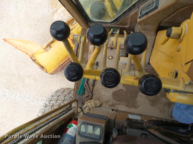 image for item DZ9246 1995 Caterpillar 140G motor grader