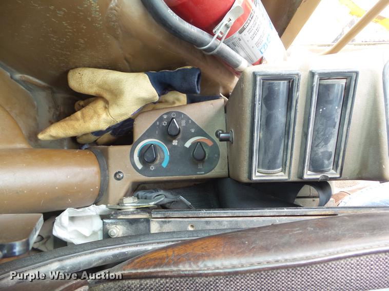 image for item DZ9246 1995 Caterpillar 140G motor grader