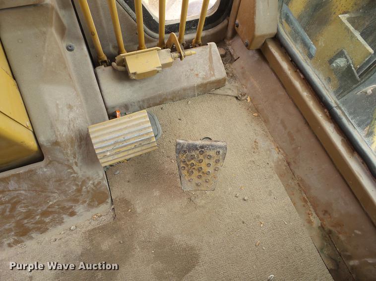 image for item DZ9246 1995 Caterpillar 140G motor grader