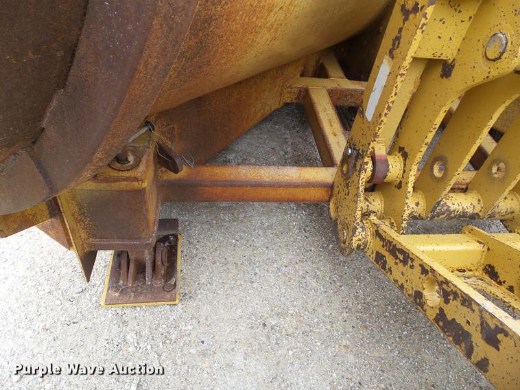 image for item DZ9246 1995 Caterpillar 140G motor grader