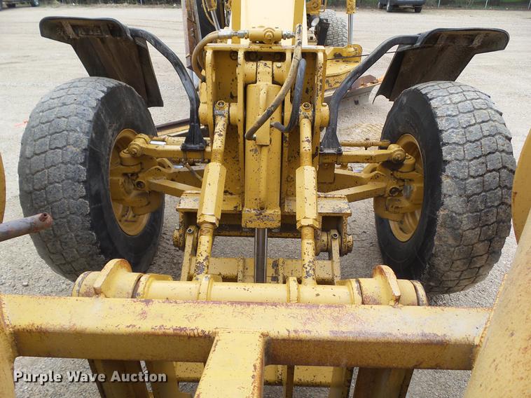 image for item DZ9246 1995 Caterpillar 140G motor grader