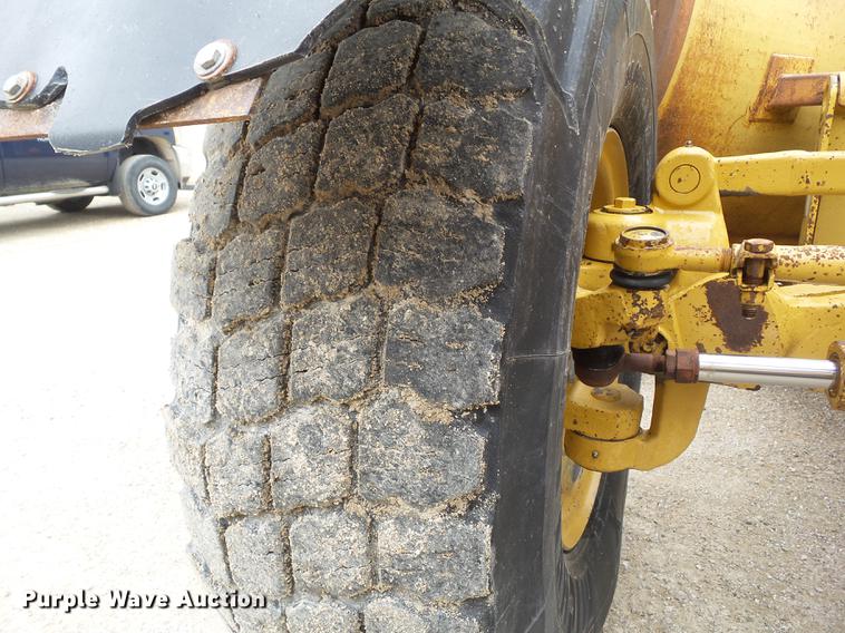 image for item DZ9246 1995 Caterpillar 140G motor grader