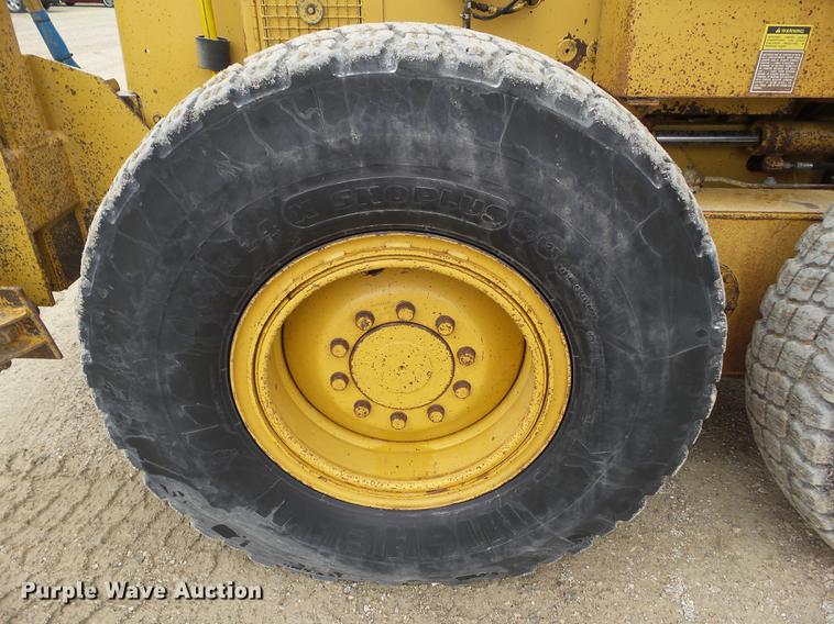 image for item DZ9246 1995 Caterpillar 140G motor grader