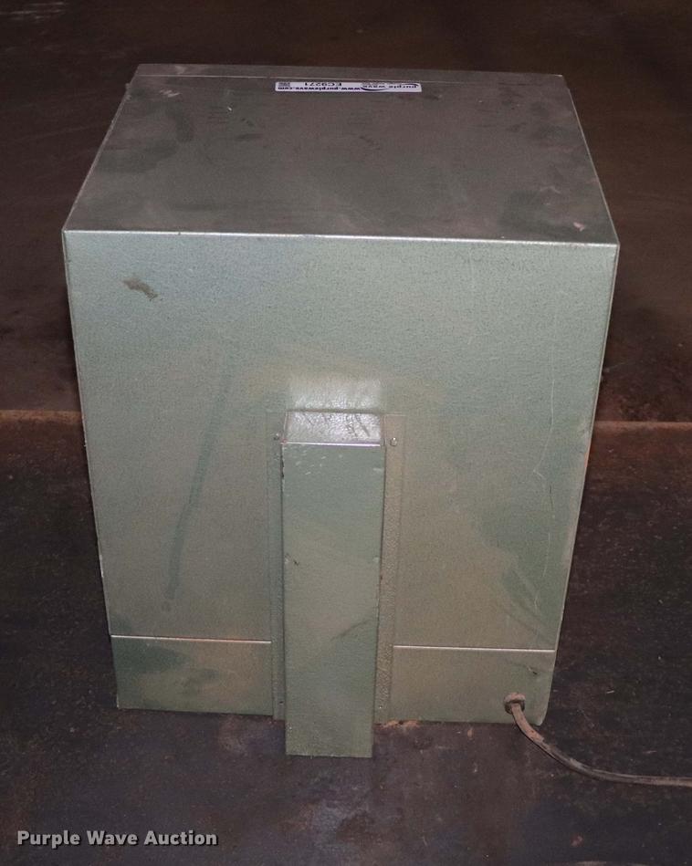 image for item EC9271 Emco 654 rotational molder