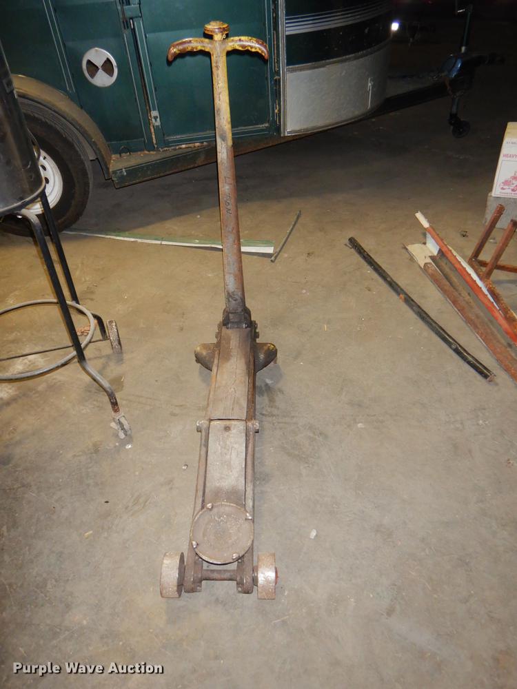 image for item EI9184 Tools