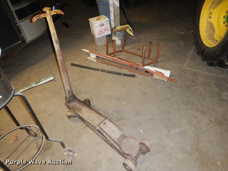 image for item EI9184 Tools