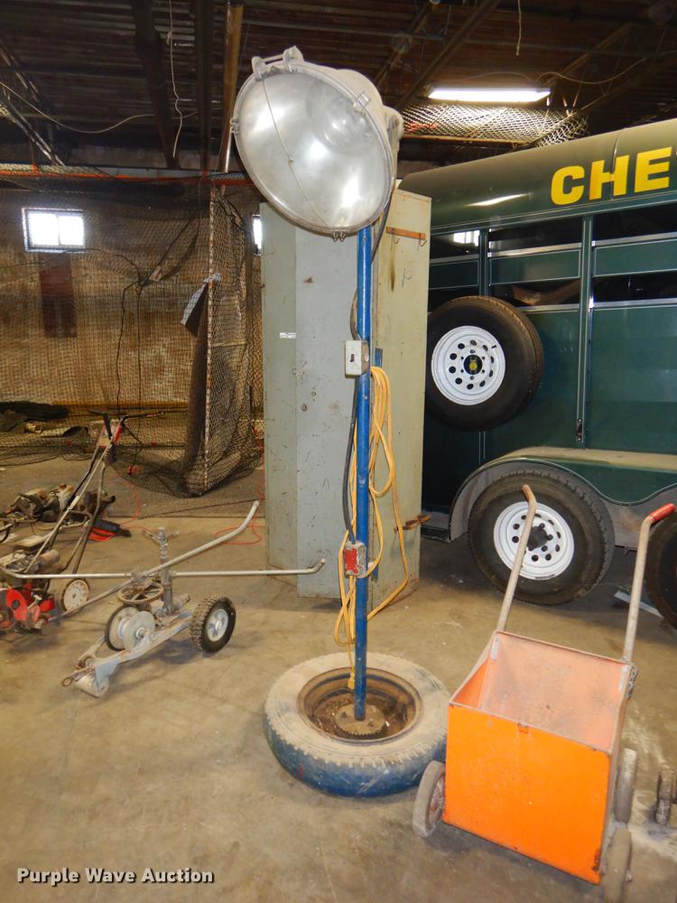 image for item EI9184 Tools