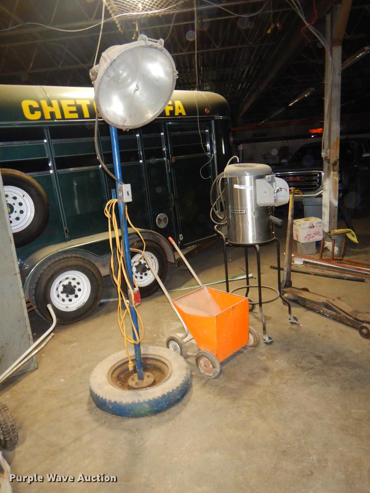 image for item EI9184 Tools