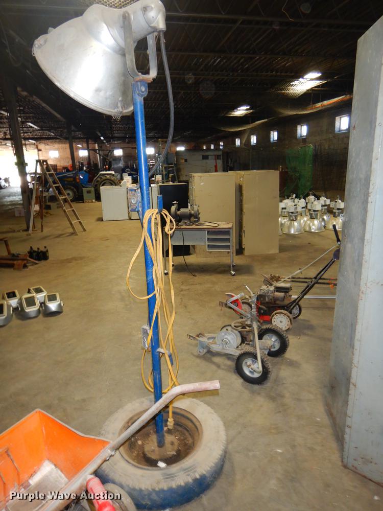 image for item EI9184 Tools