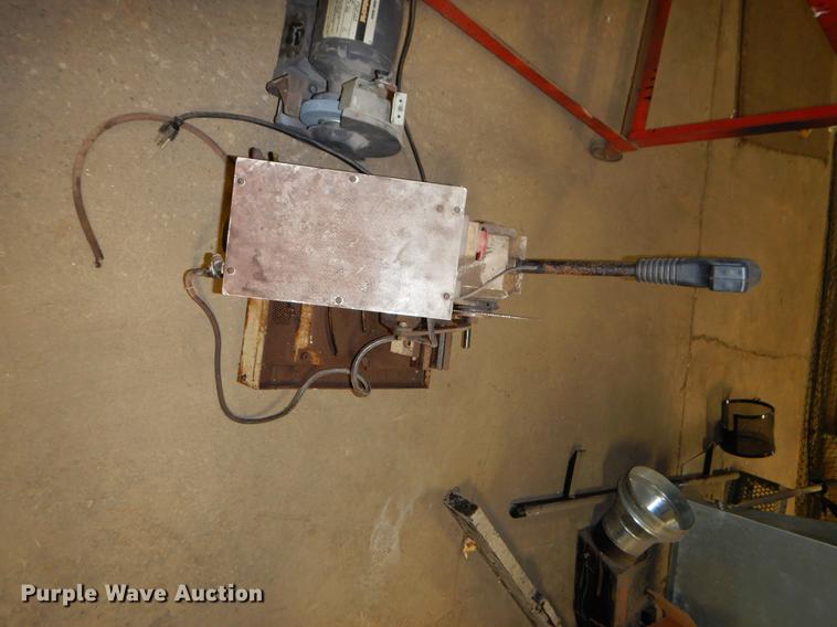 image for item EI9190 Tools