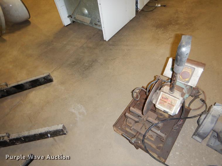 image for item EI9190 Tools