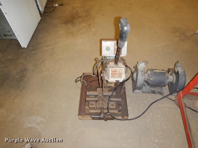 image for item EI9190 Tools