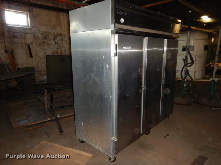 image for item EI9195 Continental 3R refrigerator