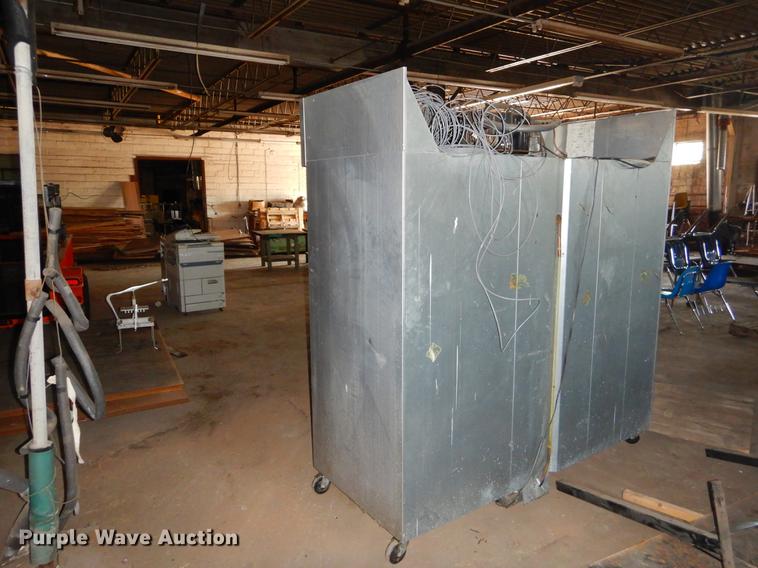 image for item EI9195 Continental 3R refrigerator